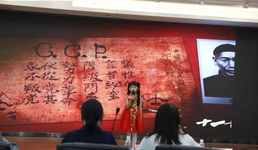 可爱奥莉甜美夏装